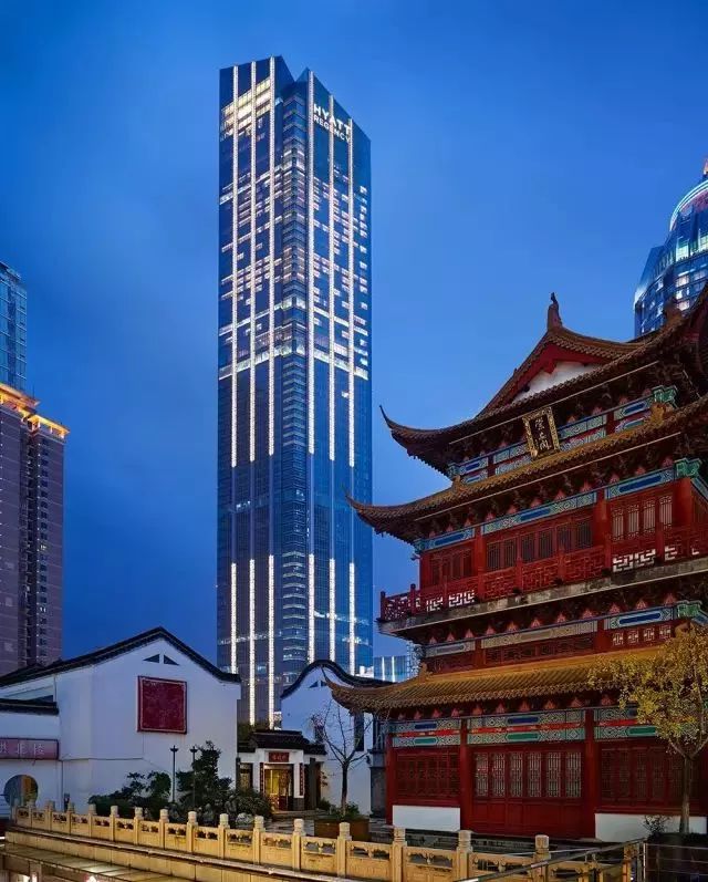 探索无锡新地标，哥伦布广场的魅力之旅