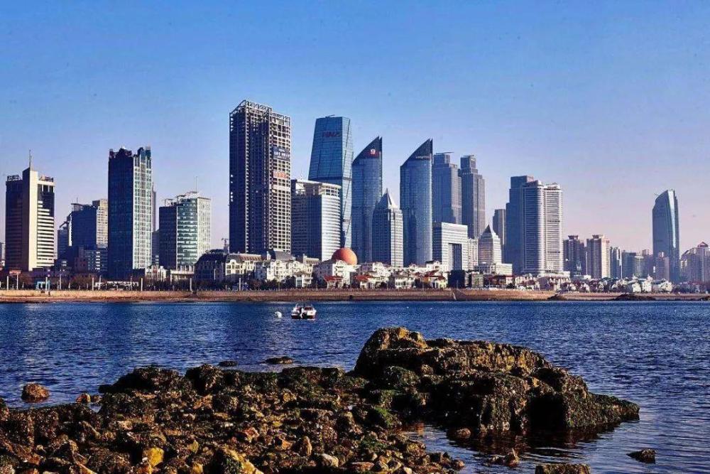 青岛新楼盘，海滨之城的未来生活画卷