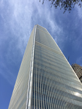 探索国贸三期写字楼，城市天际线上的商务新地标