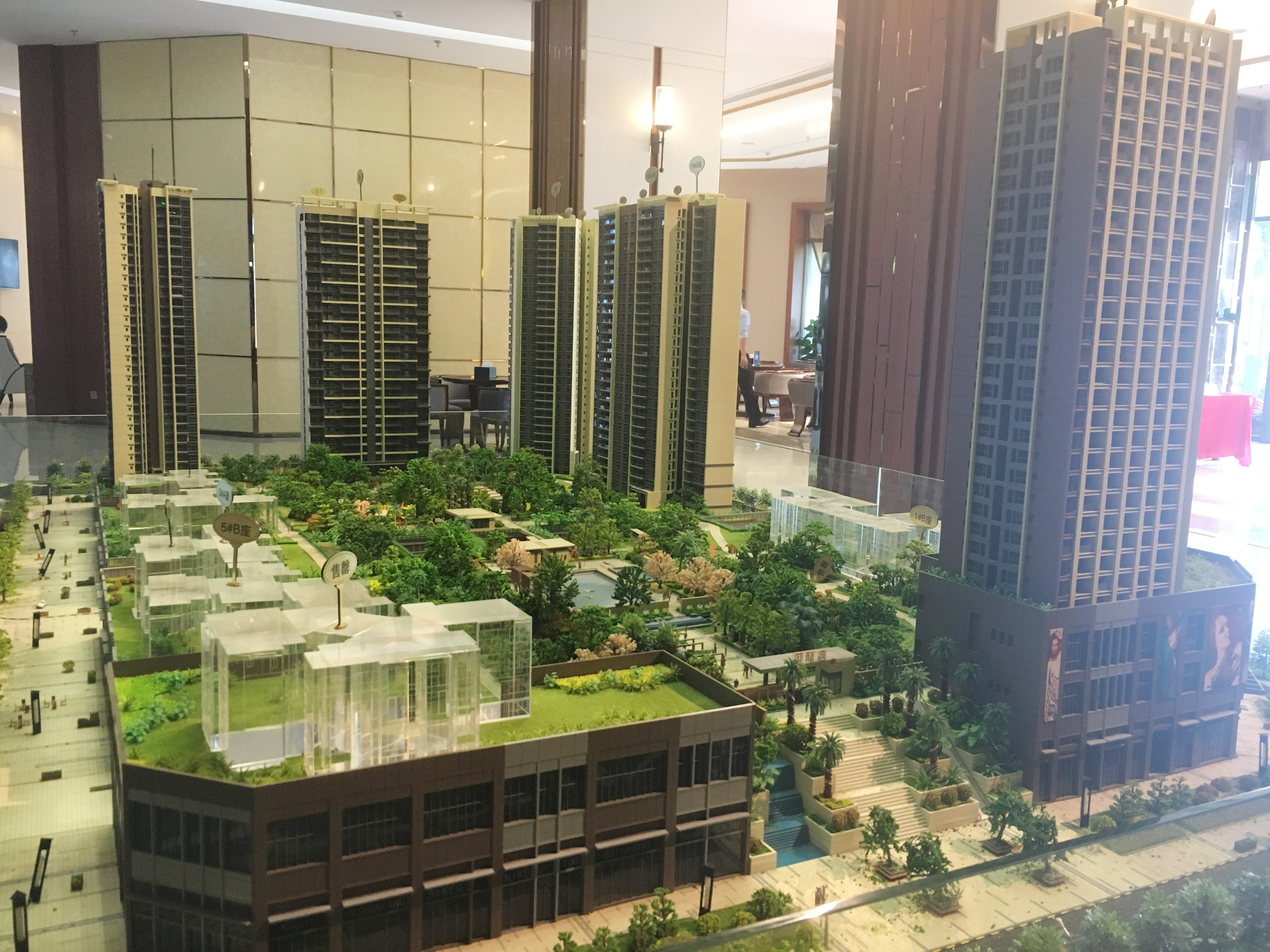 深圳龙军花园，城市绿洲中的温馨家园