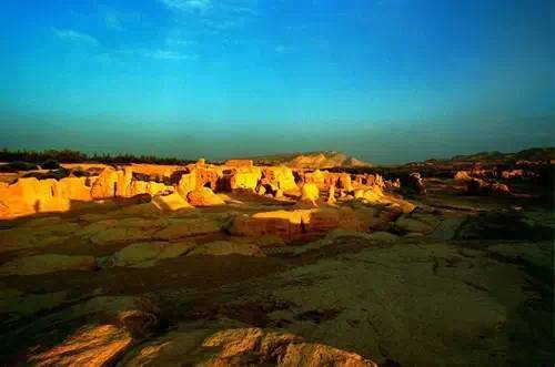 探索神秘西域，新疆旅游攻略详细指南