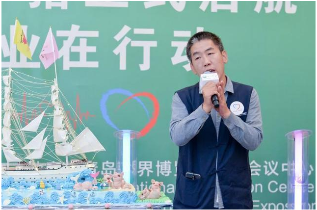 温馨三口之家，爱的港湾，幸福的启航