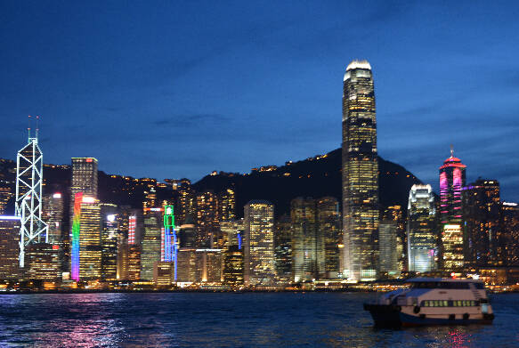 2046年香港最新开奖结果查询，一场数字与梦想的交汇2024香港最新开奖结果查询走势图
