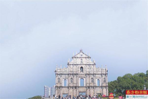 2035年澳门资料大全，探索未来与传统的交汇2023澳门资料正版大全软件