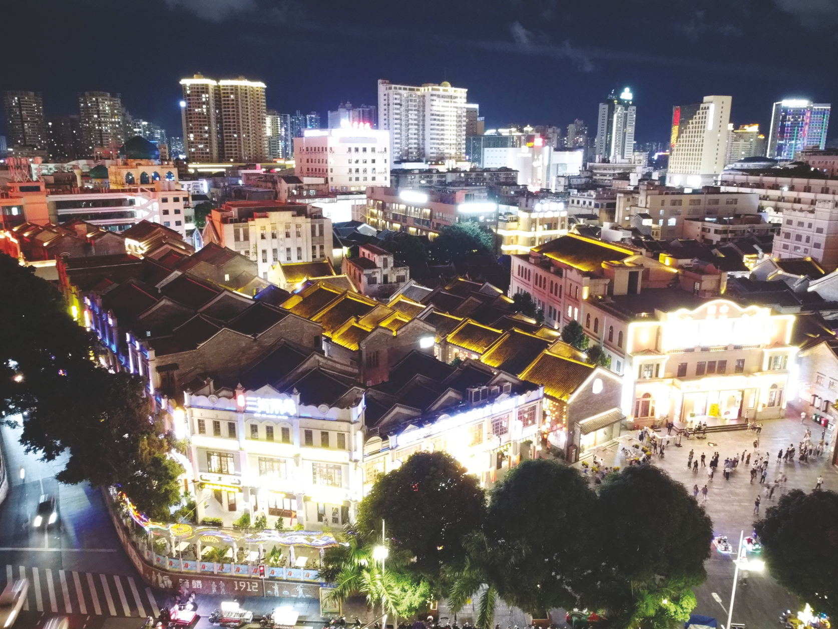 澳门之夜，2046年今晚的璀璨盛景2024今晚澳门开特马开什么