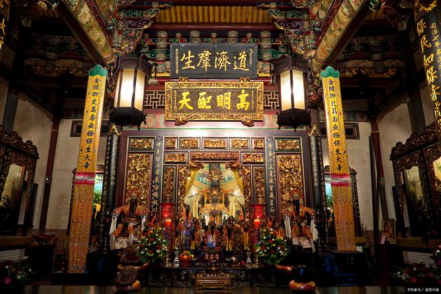 澳门黄大仙信仰的深度探索，历史、文化与现代影响澳门码黄大仙一肖一码