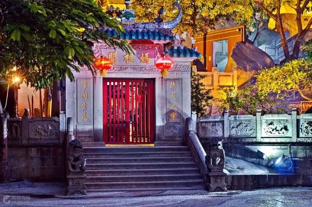 澳门黄大仙信仰的神秘面纱，码头与庙宇交织的神话之旅澳门码黄大仙一肖一码