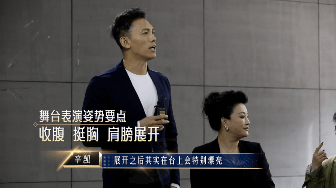 夜幕下的奇遇，今天晚开的什么特马的奇幻之旅今晚开的是什么特马数