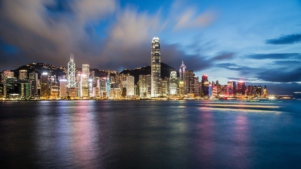 2046年香港图库免费资料大全，探索与分享的无限可能2024香港图库免费资料大全看2O24年17期