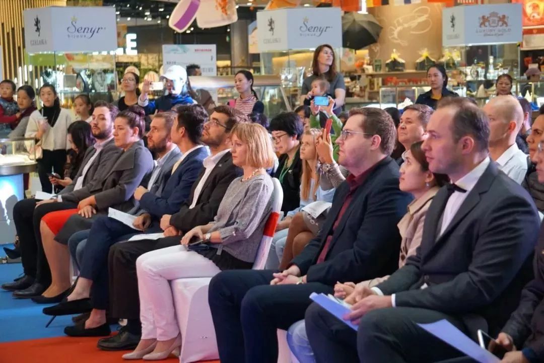 捷克论坛，分享王国中的文化交流与智慧碰撞捷克论坛分享王国 最新IP