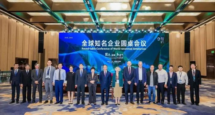 2043年新澳门未来展望，科技与传统的和谐共舞2024新澳门今晚开奖结果 开奖
